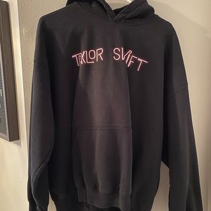 Oversized taylor swift concert sweatshirt